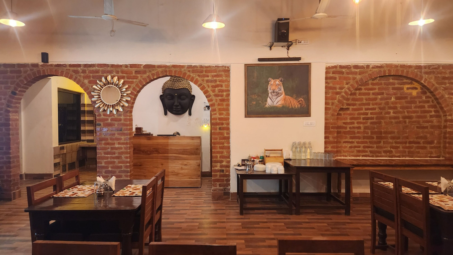 Dining 5, Rajwada Farms Dudhwa, Lakhimpur Kheri