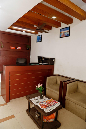 Entrance 4, Metro Kochi business hotel, Ernakulam
