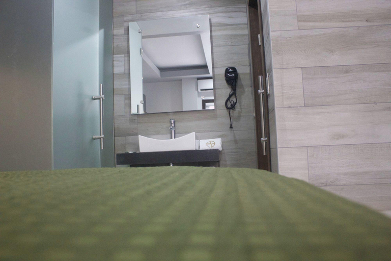 Bedroom 2, Hotel Grand One Plaza, Tijuana