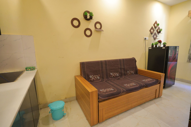 Room 5, Kedar Inn By Rovers Nest, Tehri Garhwal