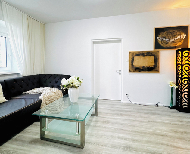 Living room 4, Cozy 2BR Apt With LR Near Museum Gugging, Wien Umgebung