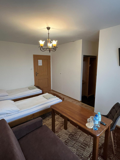 3, Hotel Lanckorona, Jędrzejów