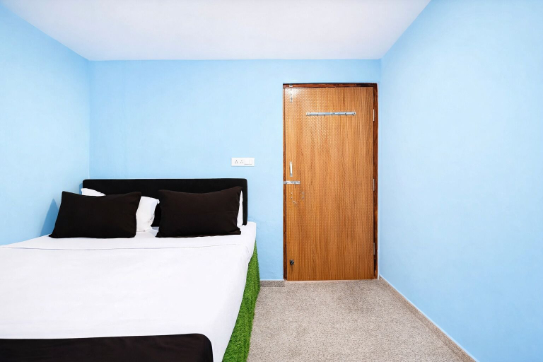 Room 2, Hotel Shree Krishna Near Railway Station, Khordha