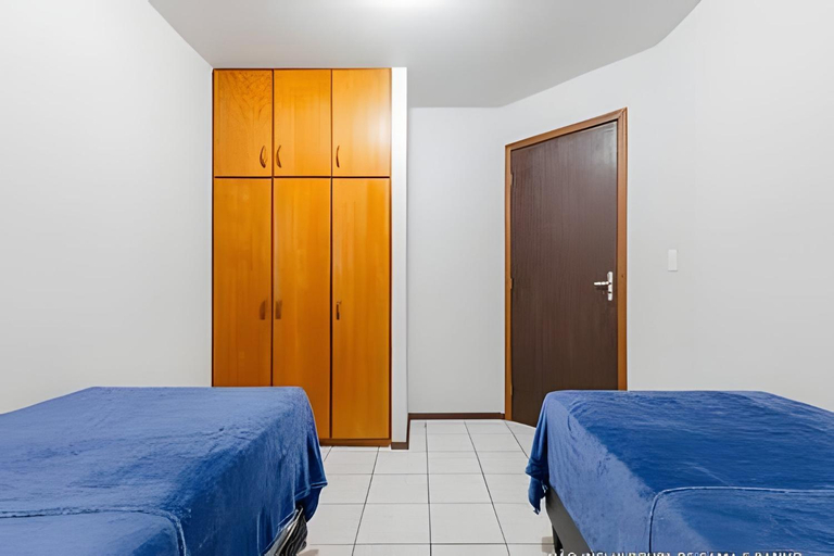 Bedroom 2, Flamboyant Apartamentos Bombinhas, Bombinhas