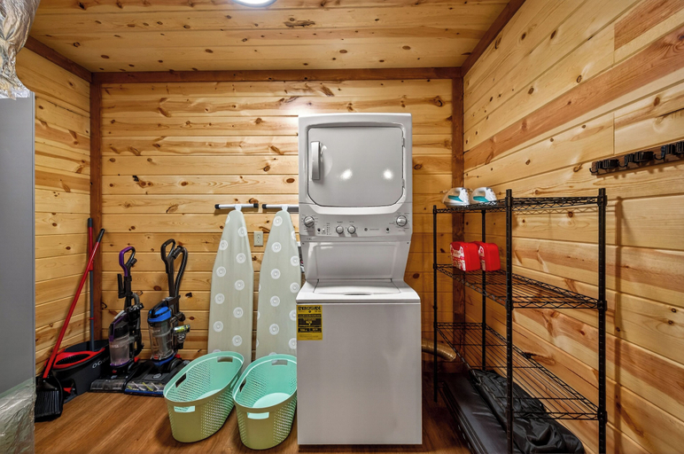 Laundry room, Bethlehem Lodge, Sevier