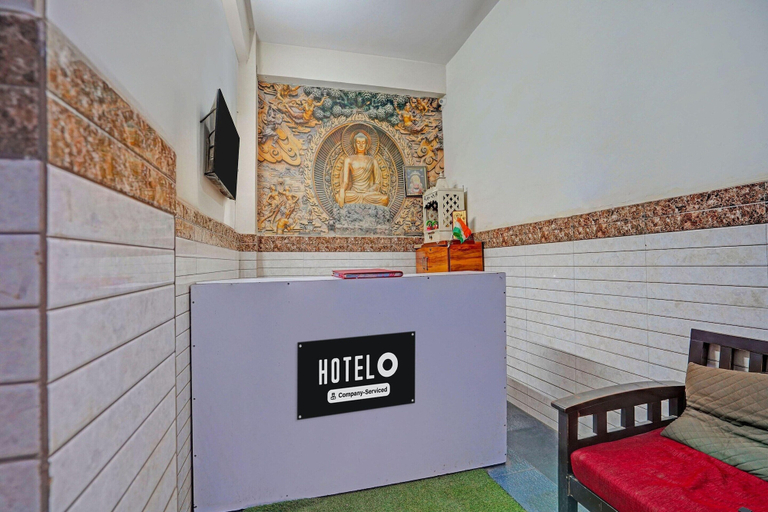 Reception 3, Hotel O Noida Sector 63, Gautam Buddha Nagar