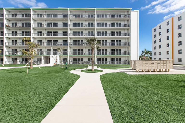 Property grounds, Landing Apartments Homestead near Naranja, Miami-Dade
