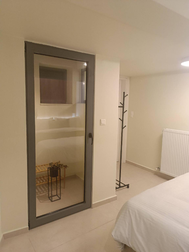 Bedroom 2, Cozy Apartment in Nea Ionia Greece with Modern Amenities, Thessaly