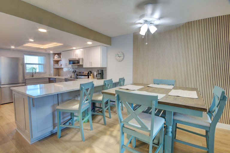 Food & Drinks 5, 339 El Matador 2 Bedroom Condo, Okaloosa