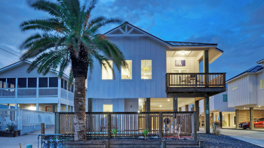 Exterior & Views 2, Wild Horse by Avantstay Walk to Beach + Pool, Nueces