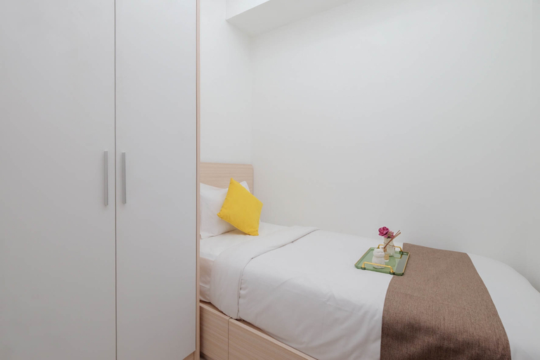 Bedroom 2, Functional 2BR Apartment at Vittoria Residence By Travelio, Jakarta Barat