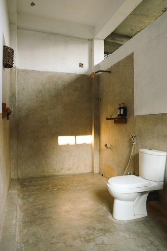 Bathroom 4, Agro village Kalpitiya, Kalpitiya