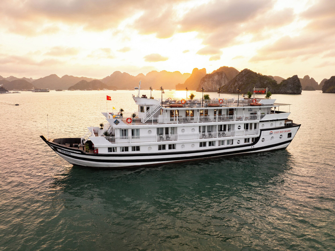 Miscellaneous 4, Cozy Bay Grand Cruise, Hạ Long