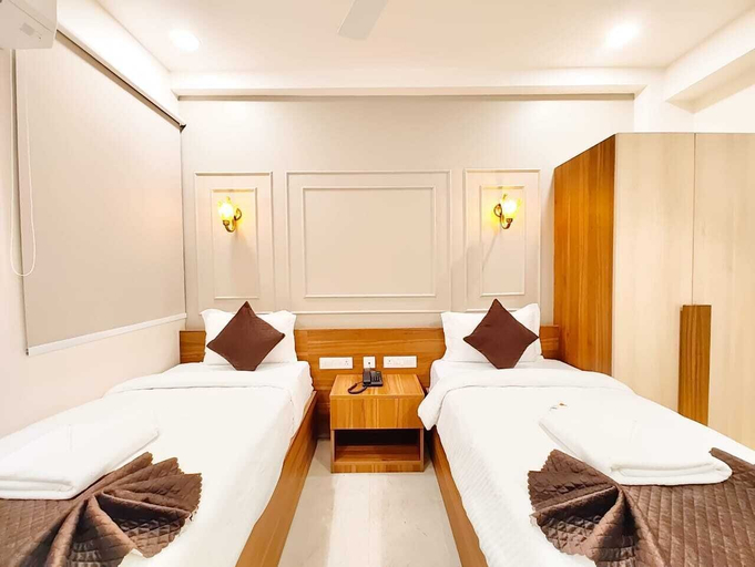 Room 2, Hotel RG Residency, Varanasi