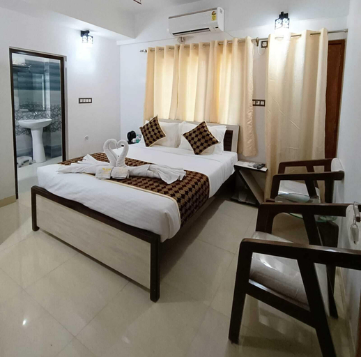 Bedroom 3, Hotel Aman Residency, Kaushambi