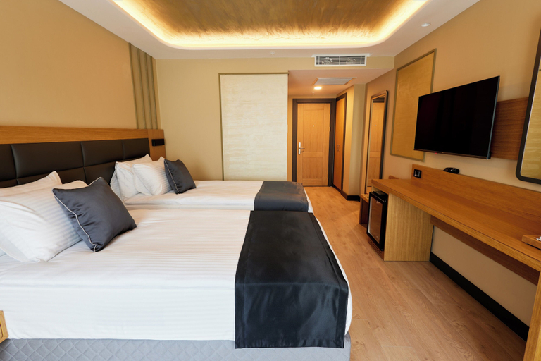 Room 2, igman hotel, Fatih