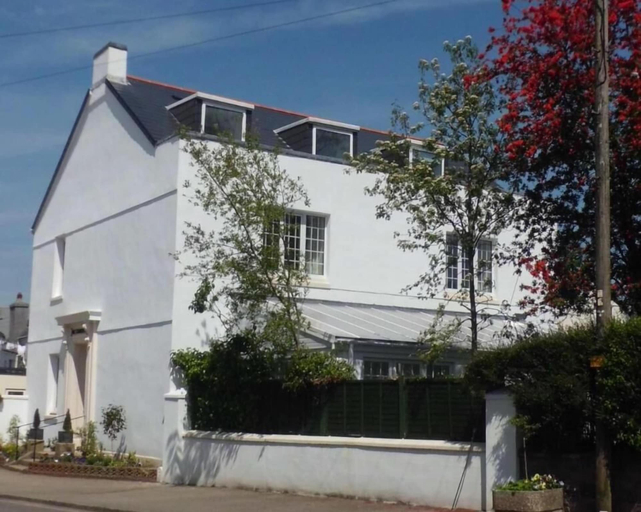 Exterior 2, The Chantry, Cornwall
