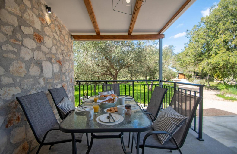 Others 4, Green Oak Villa, Ionian Islands