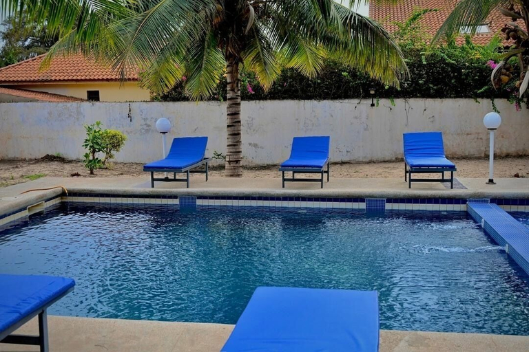 Pool 4, la villa du parc, Rufisque