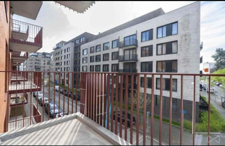 Others 3, residence Erasmus, Bruxelles