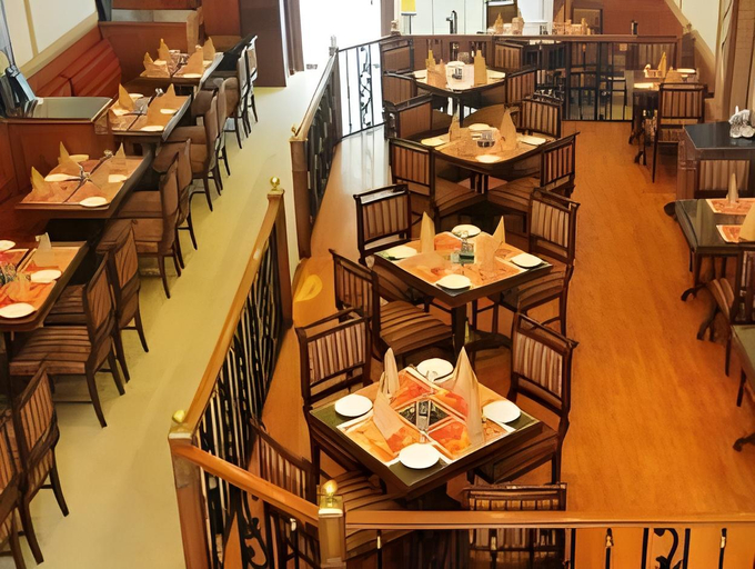 Food & Drinks, York Hotel, Delhi