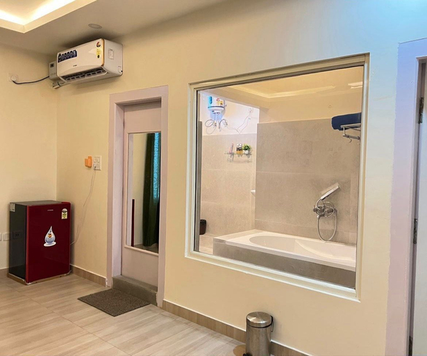 Bathroom 5, CITRINE HOTEL, Dimapur