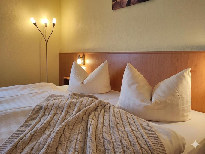 Bedroom 4, Hotel und Appartements Jagerhof Rugen, Vorpommern-Rügen