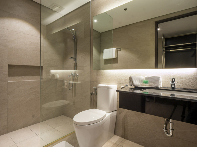 Bathroom, Sequoia Hotel Manila Bay, Parañaque