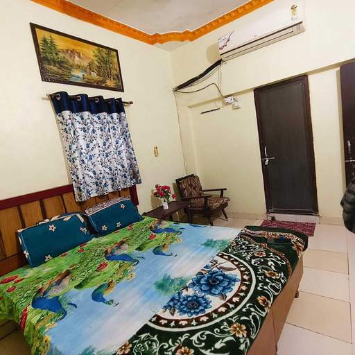 Room 5, Hotel B B Pride, Raipur