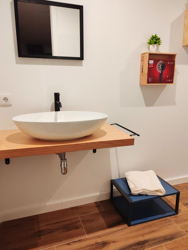 Bathroom, Olivo de Reis, Pontevedra