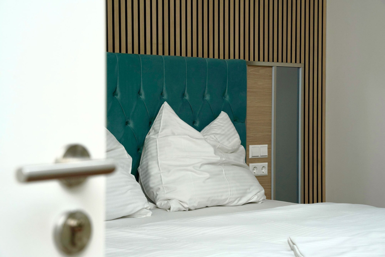 Room 3, Mersa Hotel, Rems-Murr-Kreis