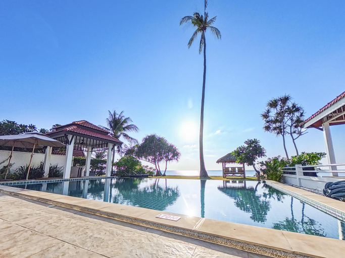 Sport & Beauty 2, Beachfront! 4 Bedrooms - Malee Beach Villa E6, Ko Lanta