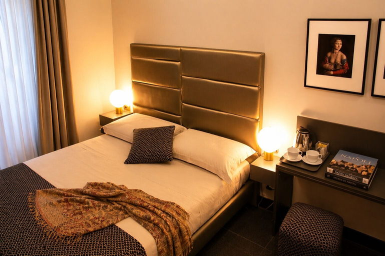 Bedroom 3, Cuevas Home Relais, Napoli