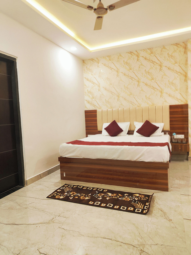 Room 3, Hotel Kashi Bliss, Varanasi