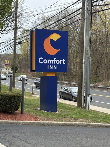 Exterior & Views 2, Comfort Inn Naugatuck-Shelton, CT, New Haven