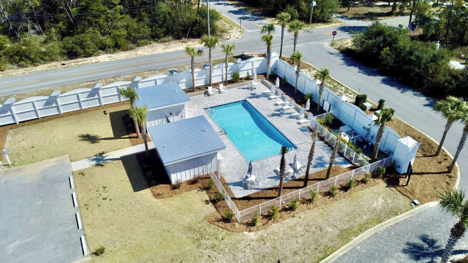 Sport & Beauty 5, Nacho Beach House by Avantstay Inlet Beach Sleeps 10 + Pool, Walton