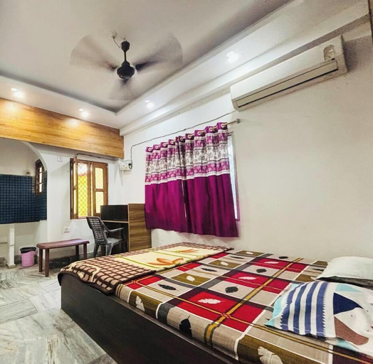 Room 5, Hotel Sagar Bela OD, Puri