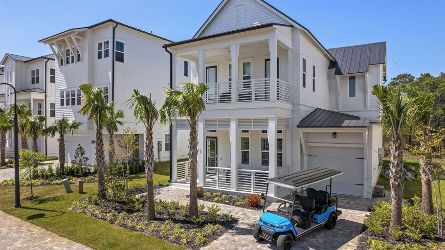 Exterior & Views, Newly Built 4bdr Arcade Blue Mountain Beach Bluewater Bliss by Avantstay, Walton