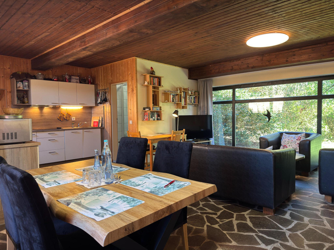 Others 5, Apartment Manderscheid near Castle Ruins, Bernkastel-Wittlich