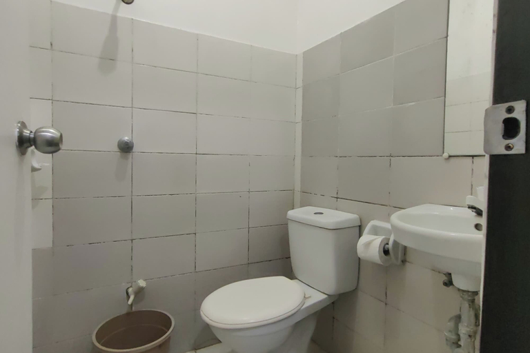 Bathroom 2, Liane'S Place, Puerto Princesa City