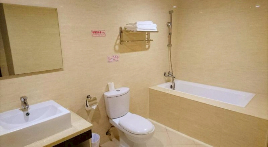 Bathroom 5, Metropolis Hotel, Taoyuan