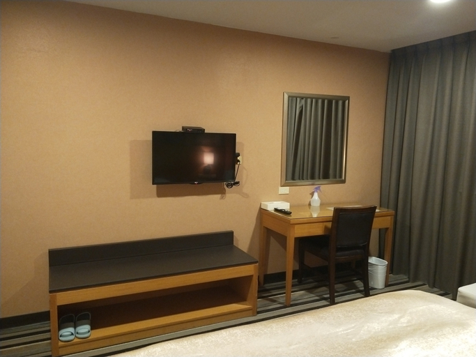 Bedroom 4, Metropolis Hotel, Taoyuan