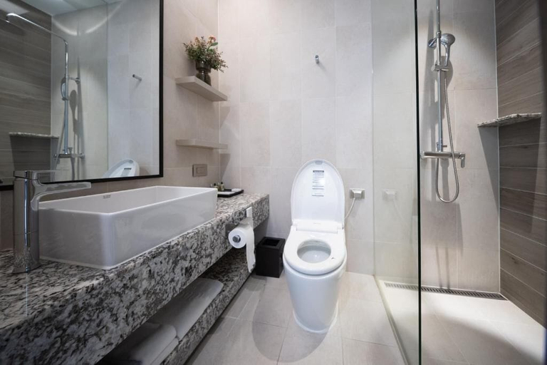 Bathroom 3, Haeundae Beach Restmons, Gijang