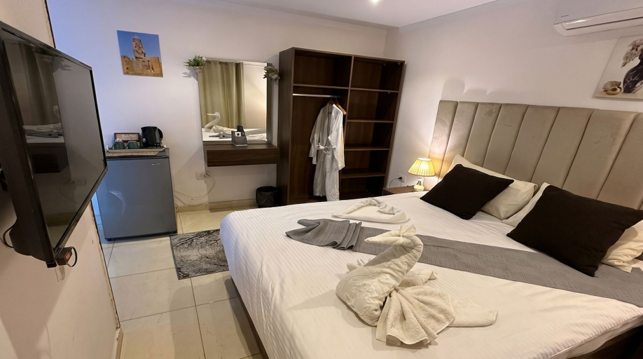 Bedroom 2, King Badr pyramids inn, Al-Ahram