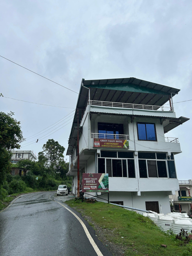 Exterior & Views 2, Green Valley Hotel & Restaurant, Garhwal
