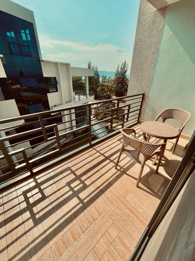 4, Ibigabiro Hotel, Nyamasheke