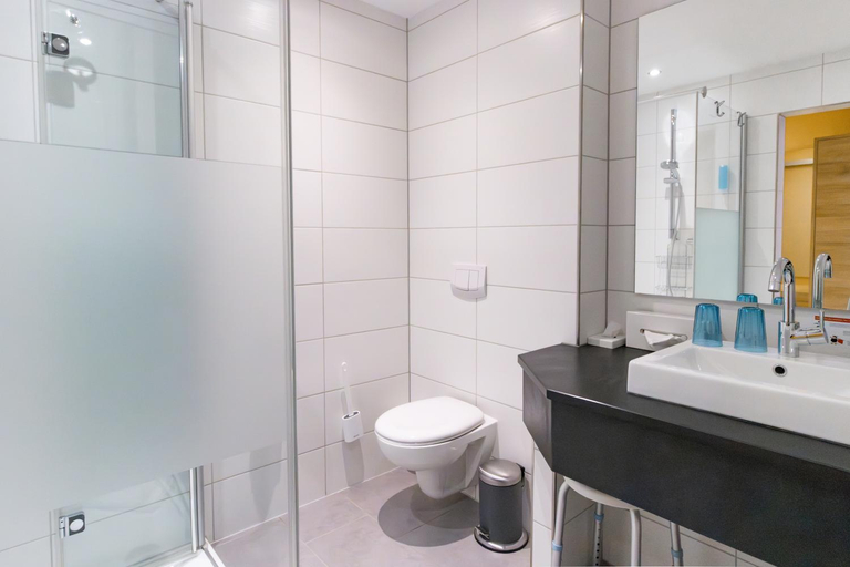 Bathroom 3, Hotel Forellenhof, Birkenfeld