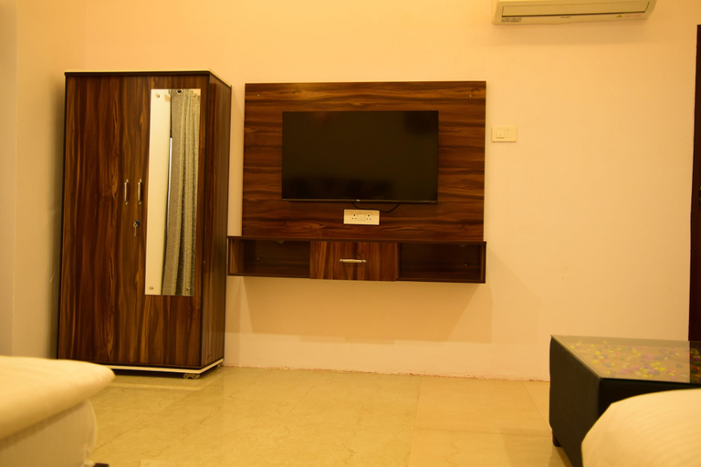 Interior 2, Hotel Bhatner Inn, Hanumangarh
