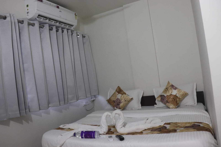 Room 2, Hotel Savera Inn, Ahmadabad