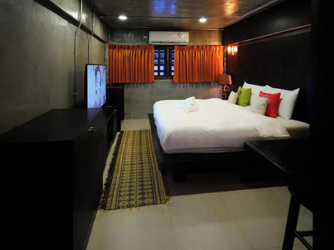 Bedroom 3, Photohostel, Samphantawong